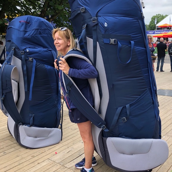 Meet your Posher, Dolores - Picture 1 of 1